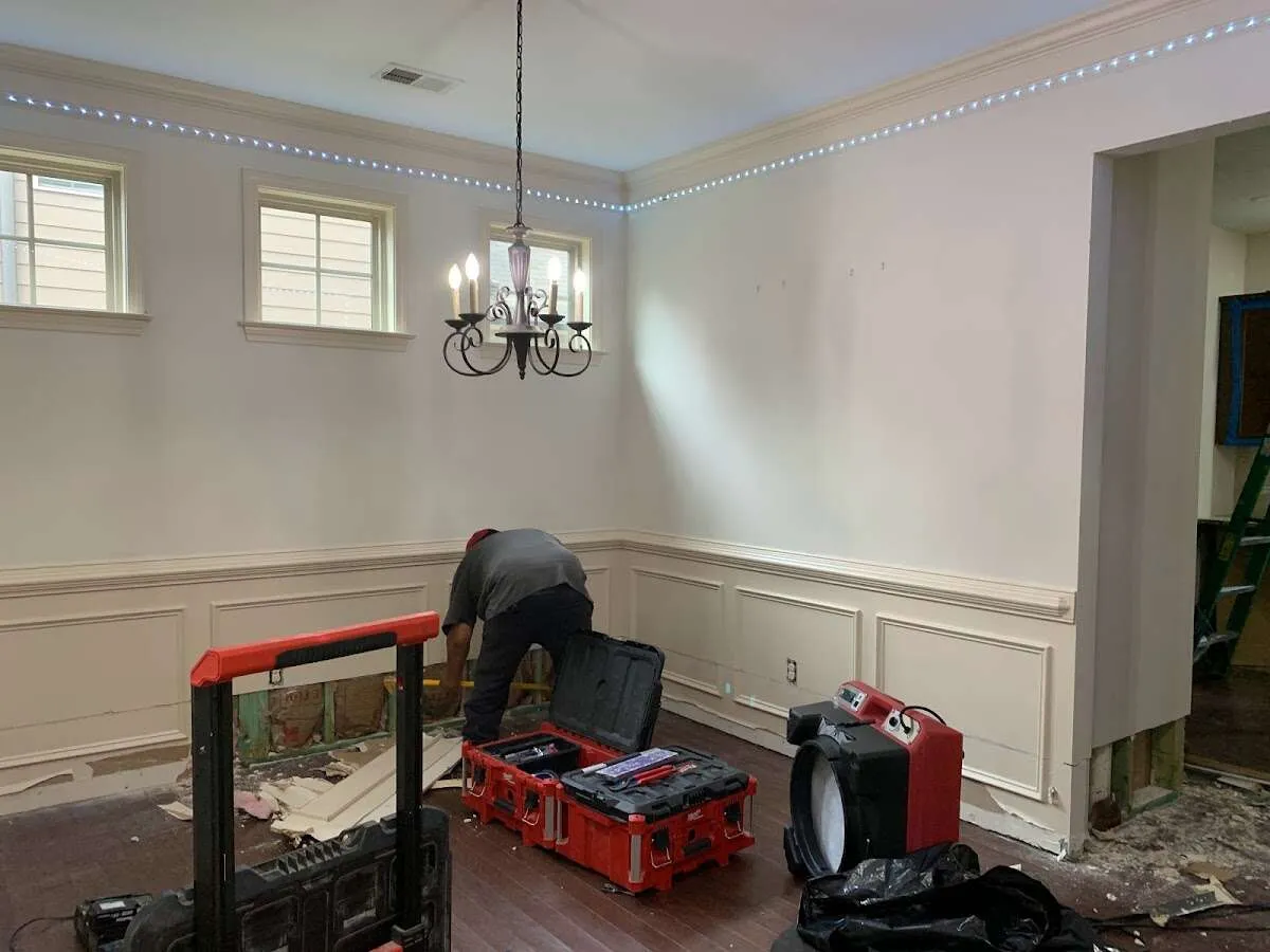 Restoration technician with professional equipment in Melrose Park